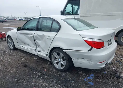 2008 BMW 528Xi z USA, uszkodzony, nr VIN WBANV13548CZ57470